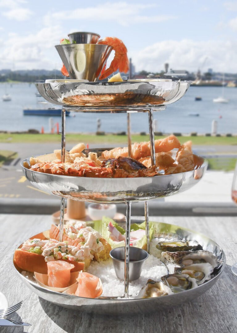 F91503-000000-B01001 Seafood Tower Small Stand 7 x 5in (18 x 12.5cm) 03